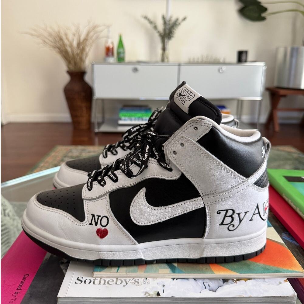 Nike SB Dunk High x Supreme By Any Means Sneakers DN3741-002